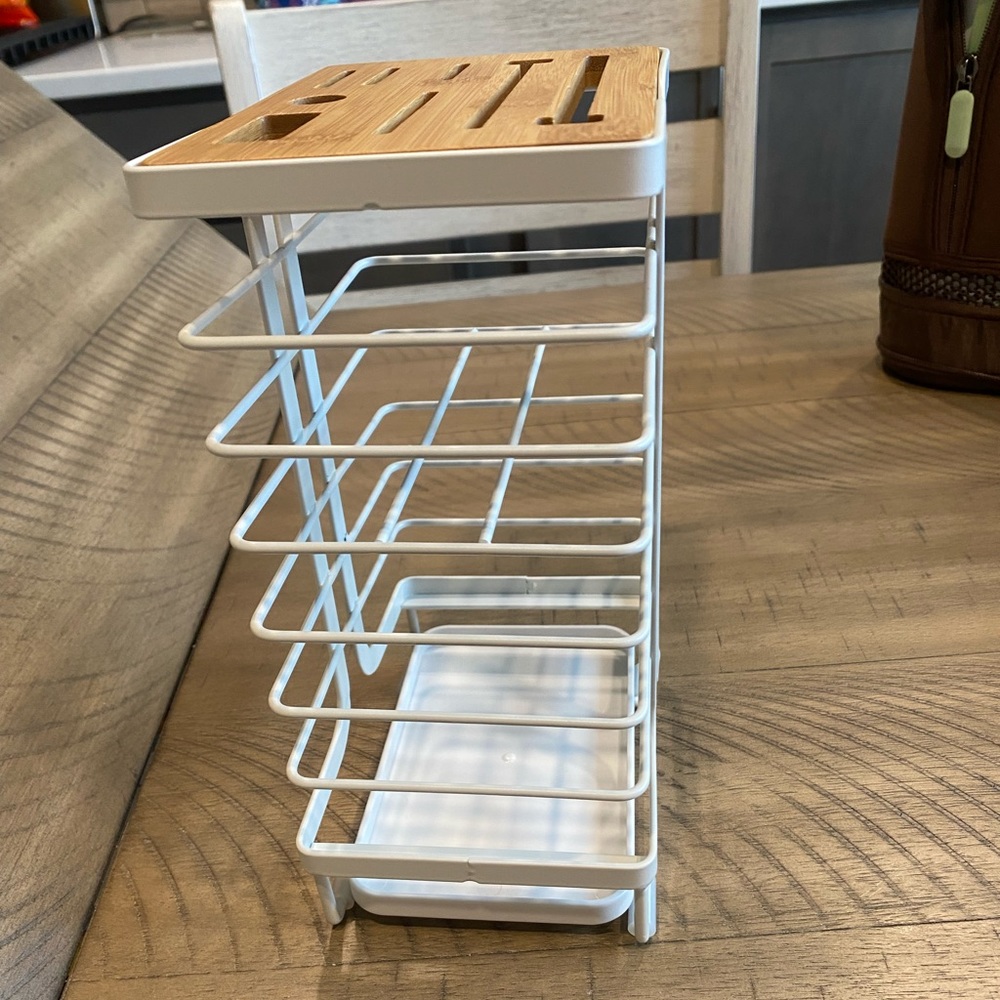 Kitchen knife holder